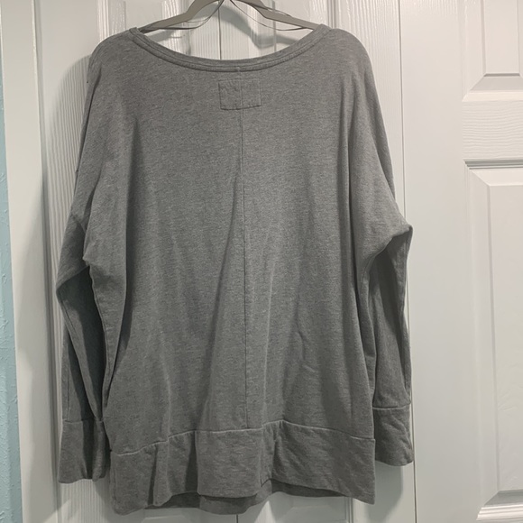 DKNY Jeans Sweater - Picture 6 of 6